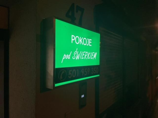 Pokoje Pod Swierkiem Swarzedz Ngoại thất bức ảnh